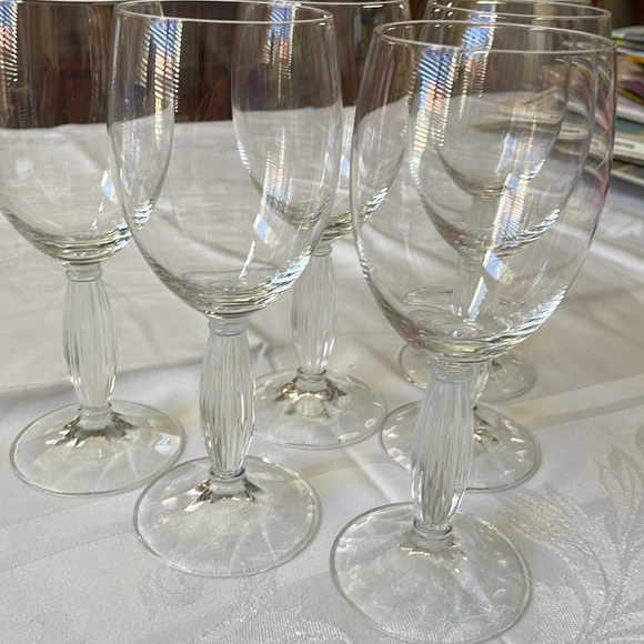 Lot of 6 clear crystal footed goblets glasses ribbed stem - Picture 4 of 7
